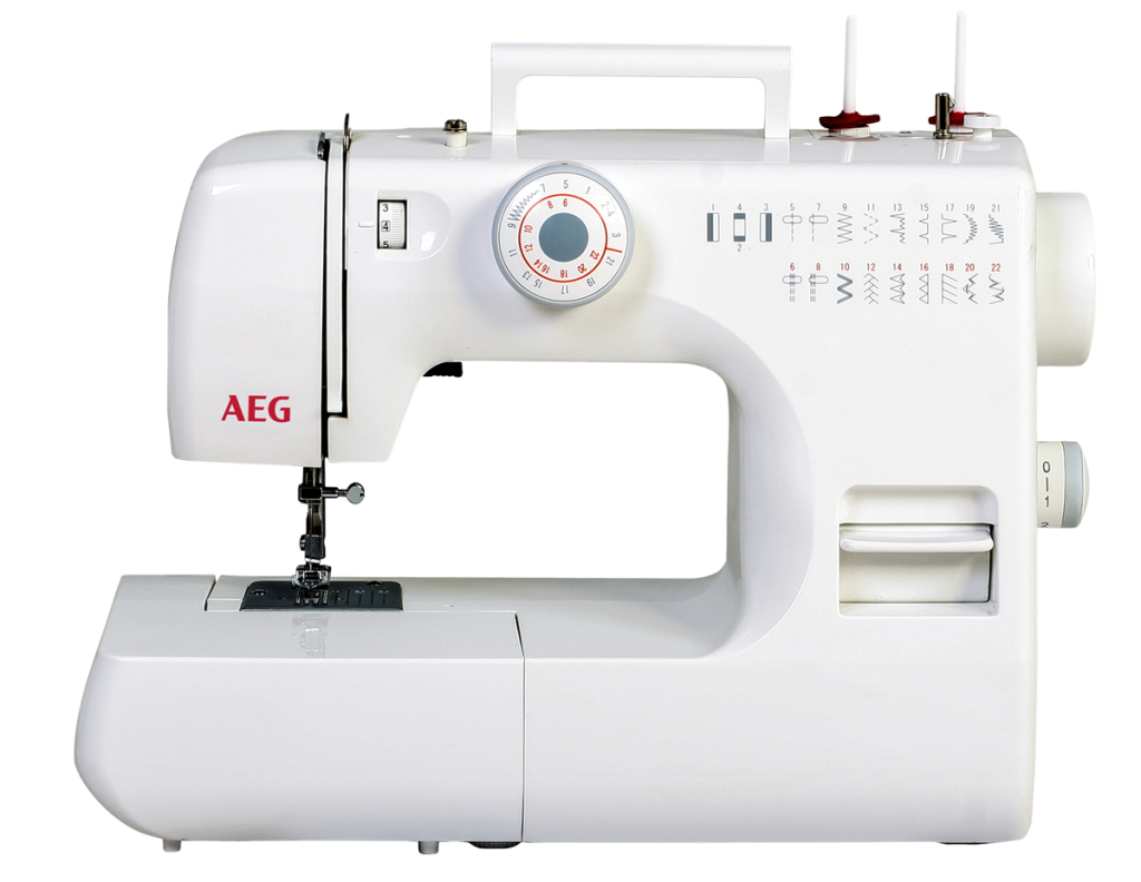 Šicí stroj AEG 12K s patkou na overlockový steh ZDARMA