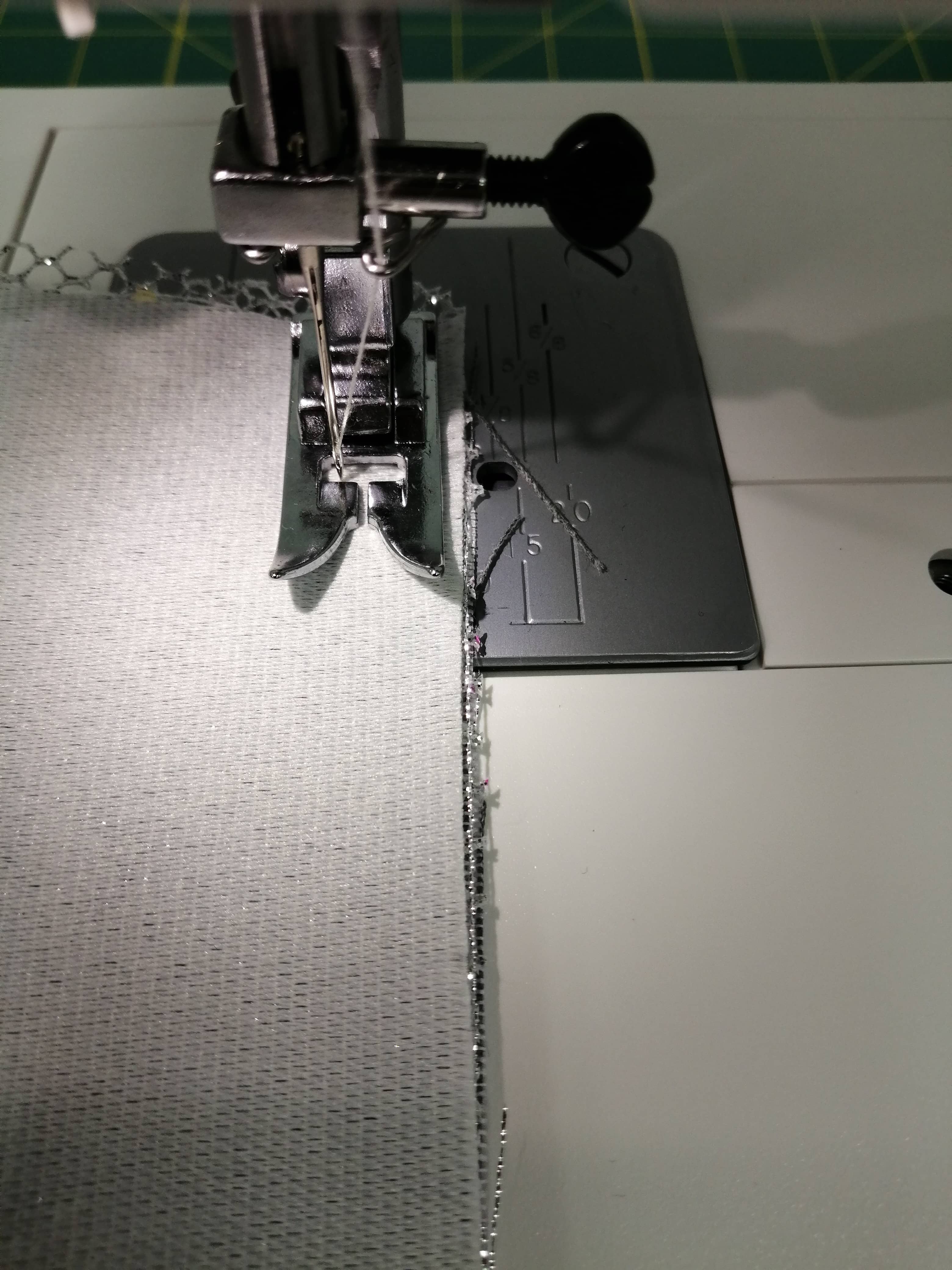 Ušijte si: Vánoční kapsičku na příbory