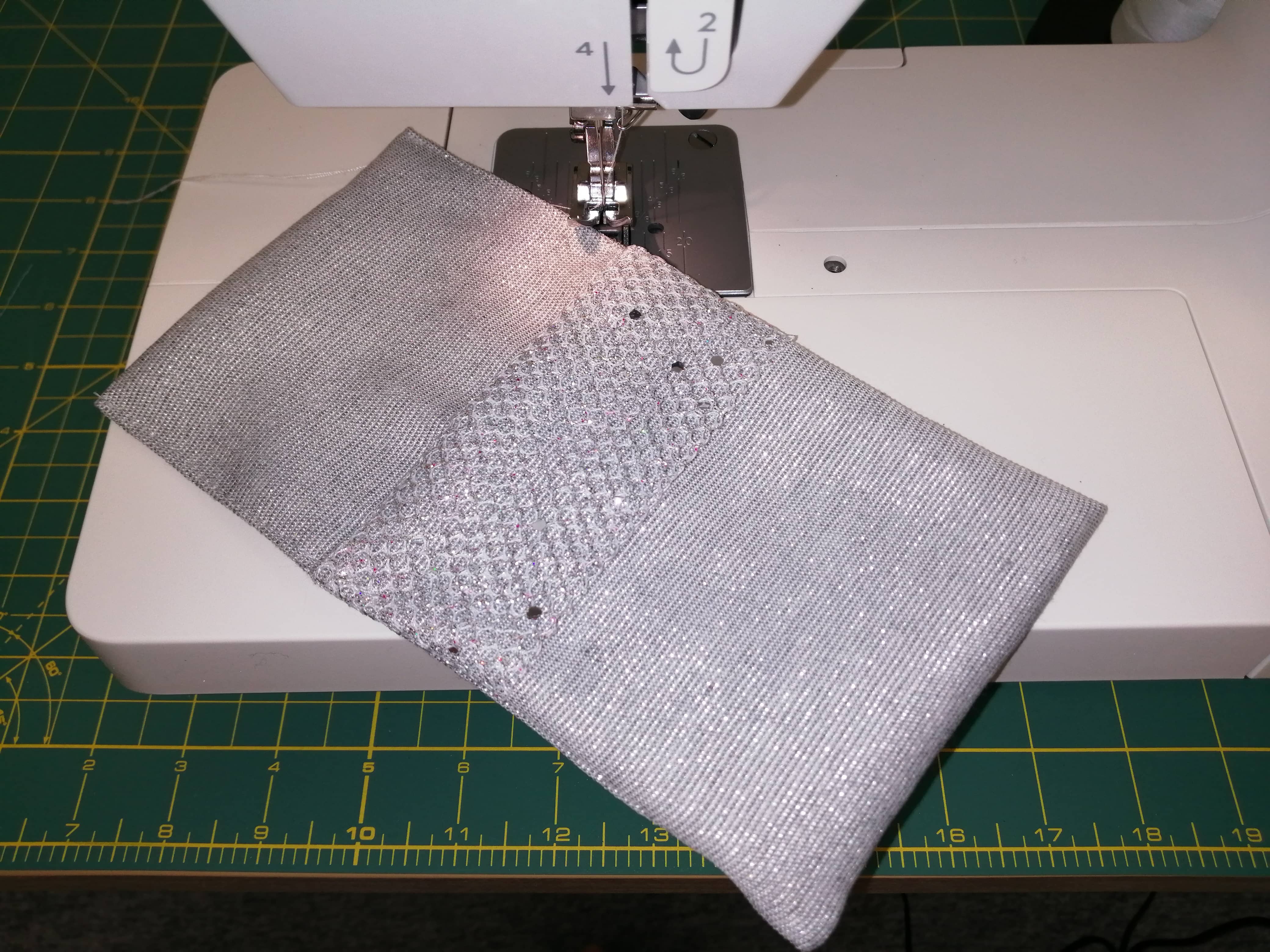 Ušijte si: Vánoční kapsičku na příbory