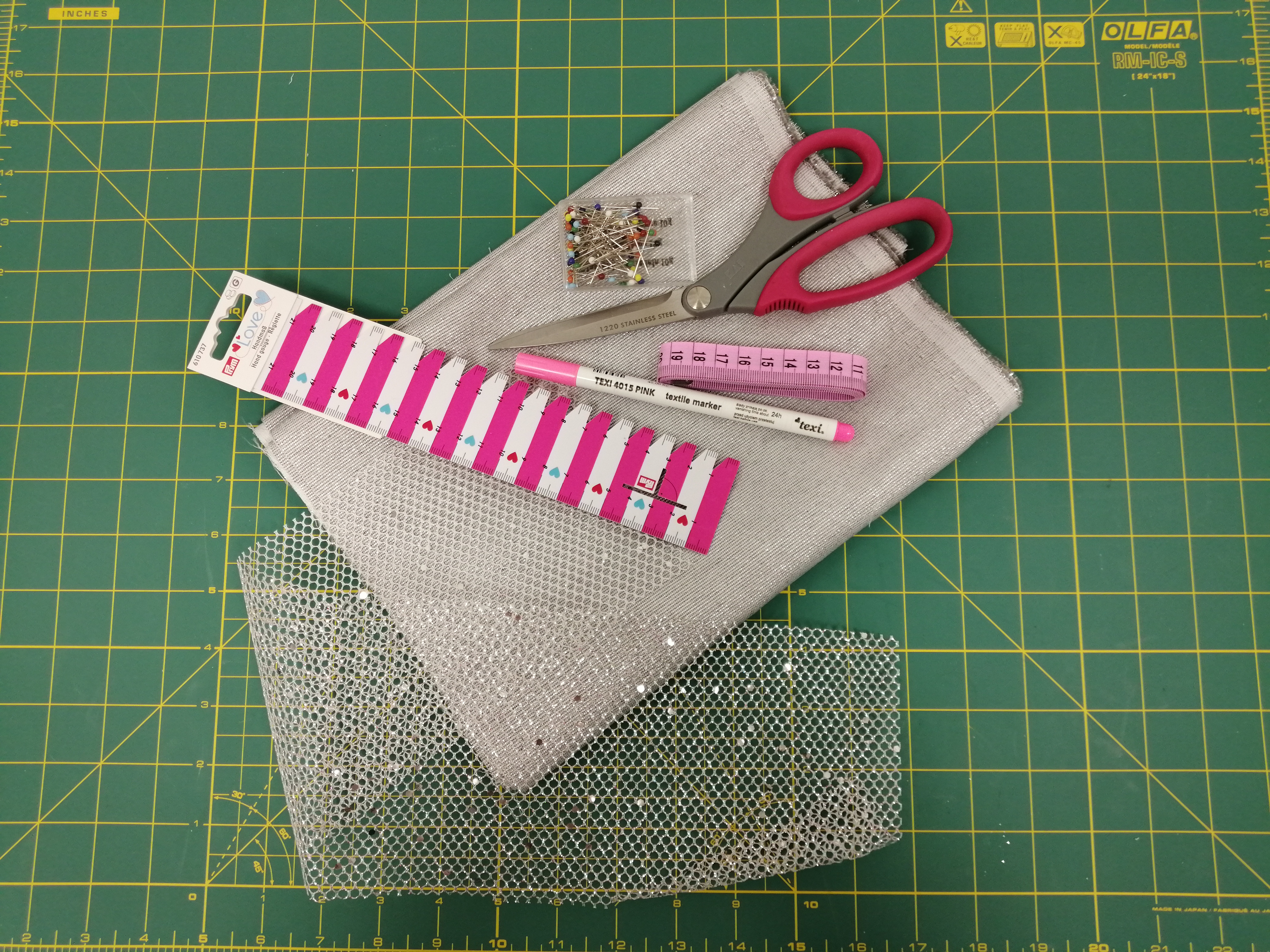 Ušijte si: Vánoční kapsičku na příbory