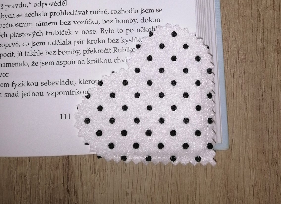 Ušijte si: Záložku do knížky