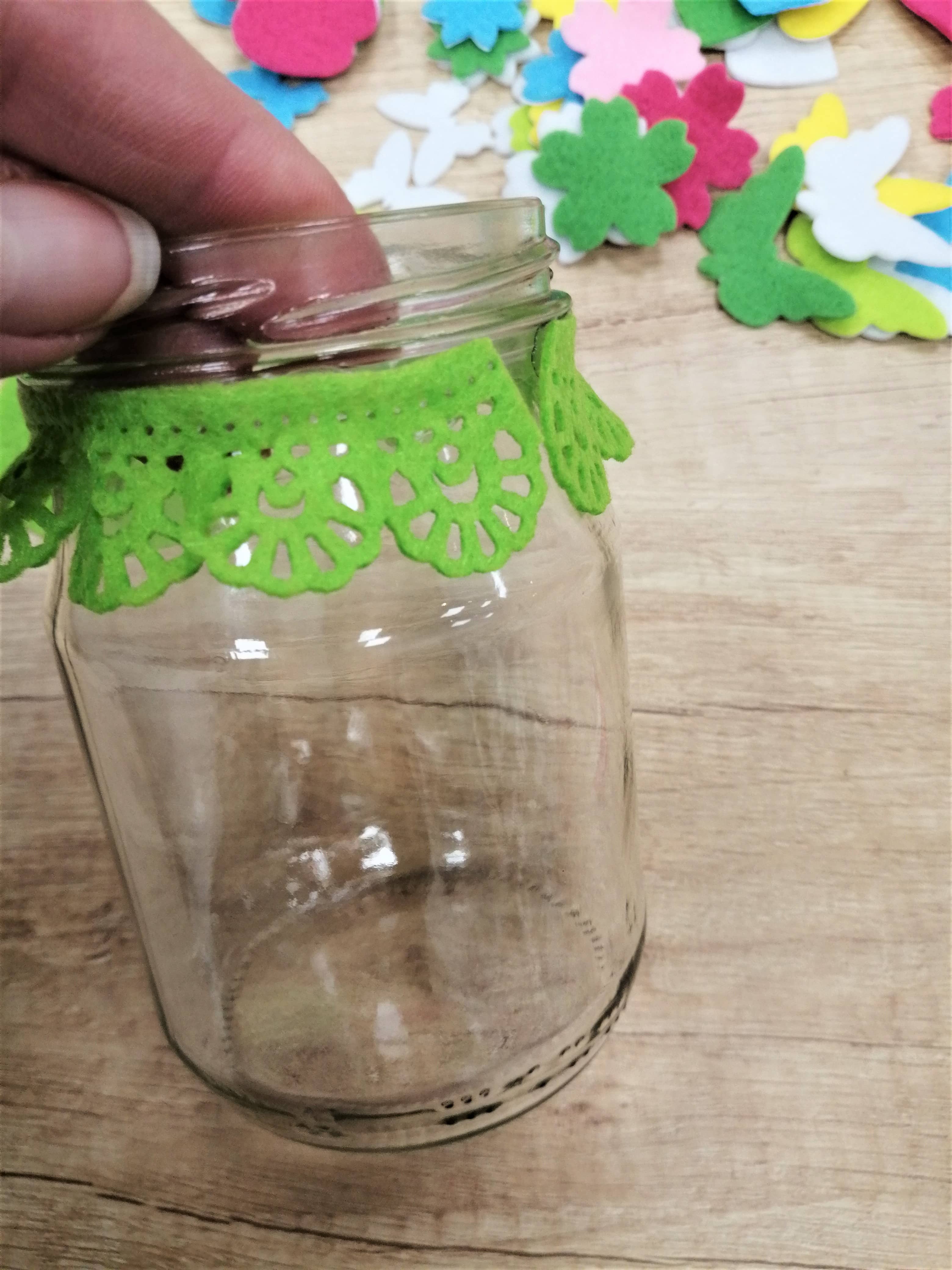 Vyrobte si: Svícen nebo jehelníček