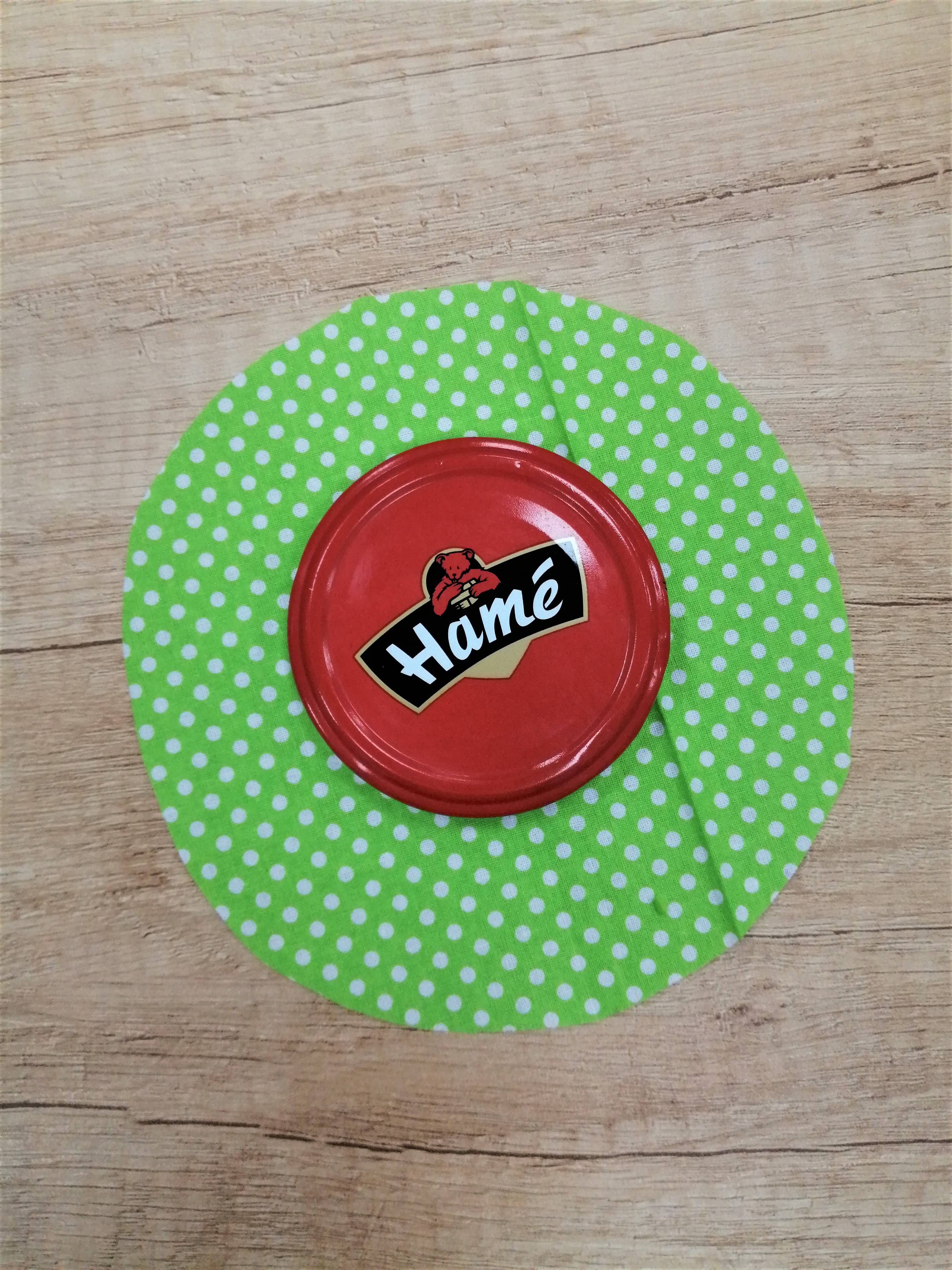 Vyrobte si: Svícen nebo jehelníček