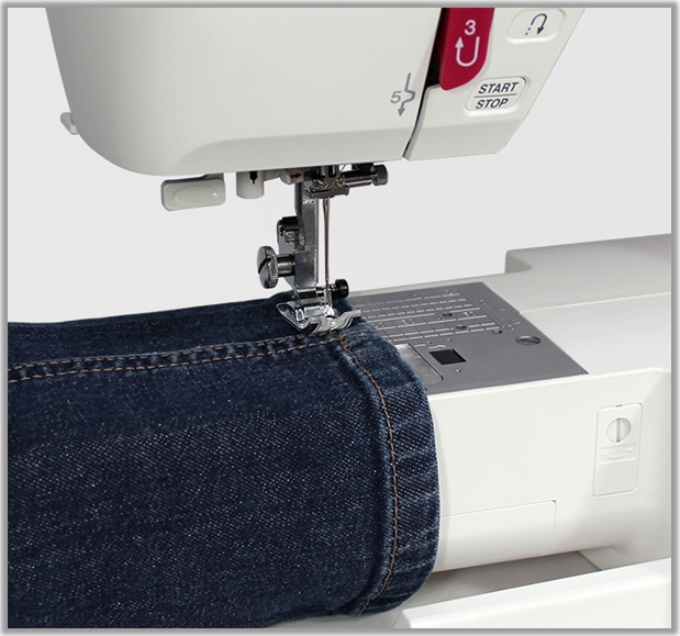 Šijací stroj Janome DM 7200