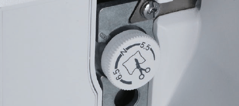 Juki MO-80 CB nastaviteľná šírka orezu/stehu