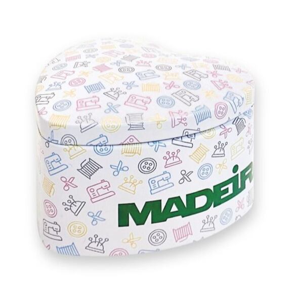 Plechová krabička ve tvaru srdce