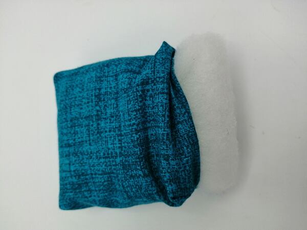 Ušijte si: Magnetický jehelníček