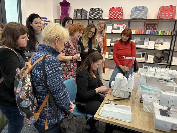 Střípky z Baby Lock SHOW