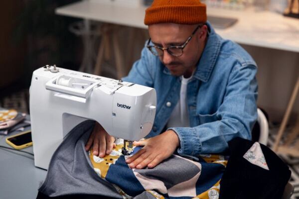 Šicí stroj Brother Innov-Is A150