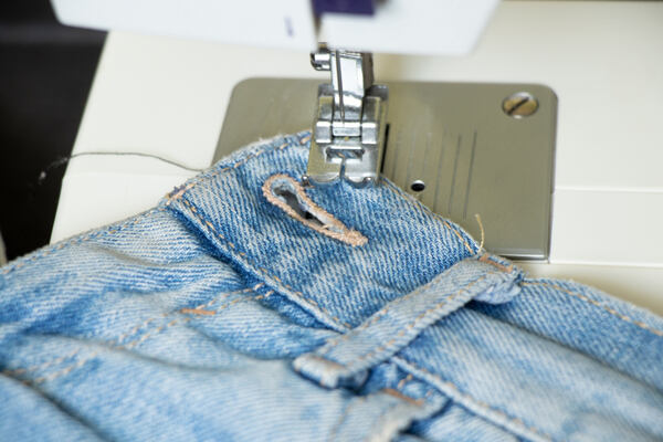 Šijte džínovinu - Veritas