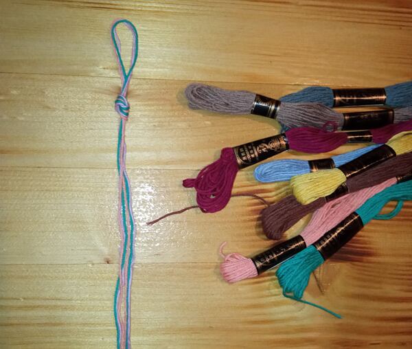 Postup pletení náramku: