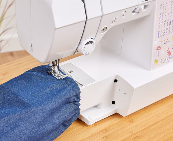 Šicí stroj Brother KD40S