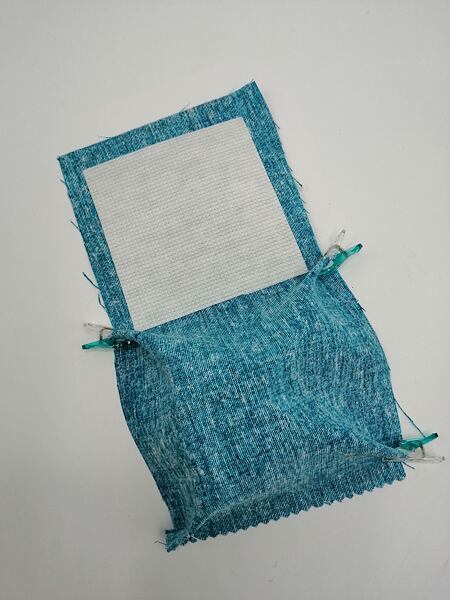 Ušijte si: Magnetický jehelníček