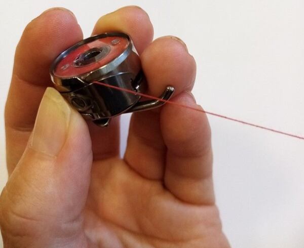 Nebojte se šití - 1. navlečení stroje