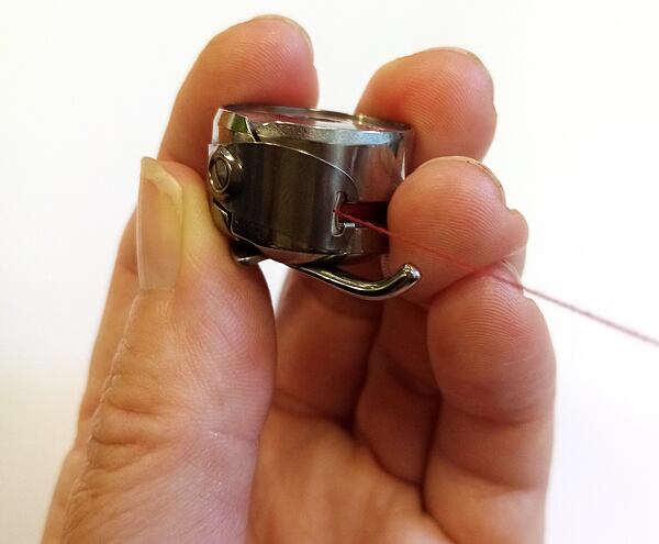 Nebojte se šití - 1. navlečení stroje