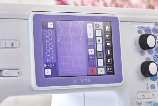 Sen kreativců - Bernette b79 YAYA HAN