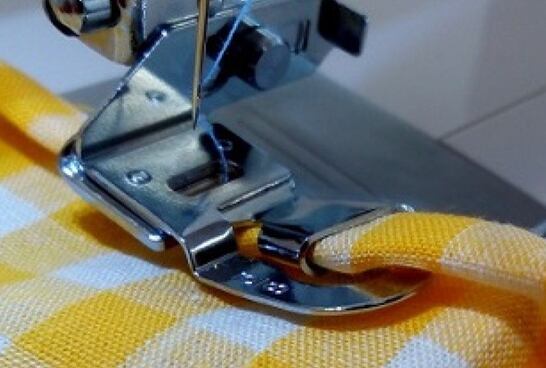 Návod na použitie - nasadenie držiaka na lemovače a nasadenie lemovačov