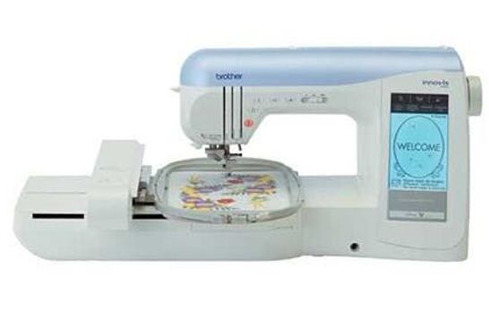 Šijací a vyšívací stroj Brother Innov-is 1500 D