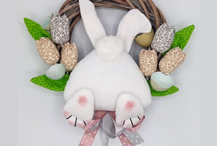 Ušite si: Veniec s veľkonočným zajačikom