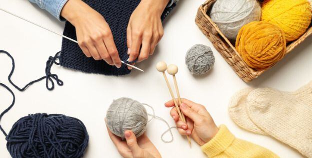 Potřeby pro ruční pletení a háčkování