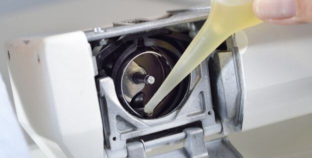 Oleje na šicí stroje