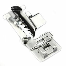 Pätka na našívanie šikmého prúžku - Bernette rad G2, G3