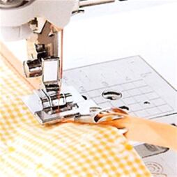 F 014 Pätka lemovacia so zakladačom - Brother