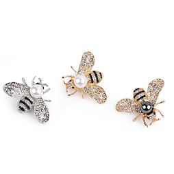 Brošňa včela s kamienkami a perlou