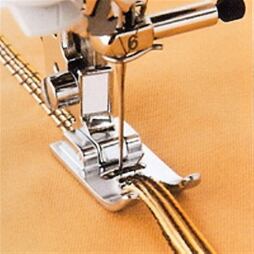 F 020 N Pätka na šnúrky (7 otvorov) - Brother