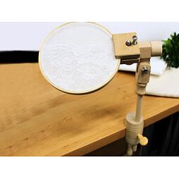 Stolový stojan na upevnenie kruhu na vyšívanie