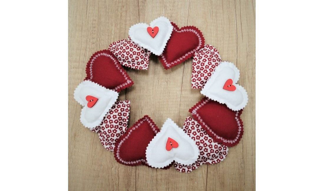 Ušite si: Srdiečkový veniec