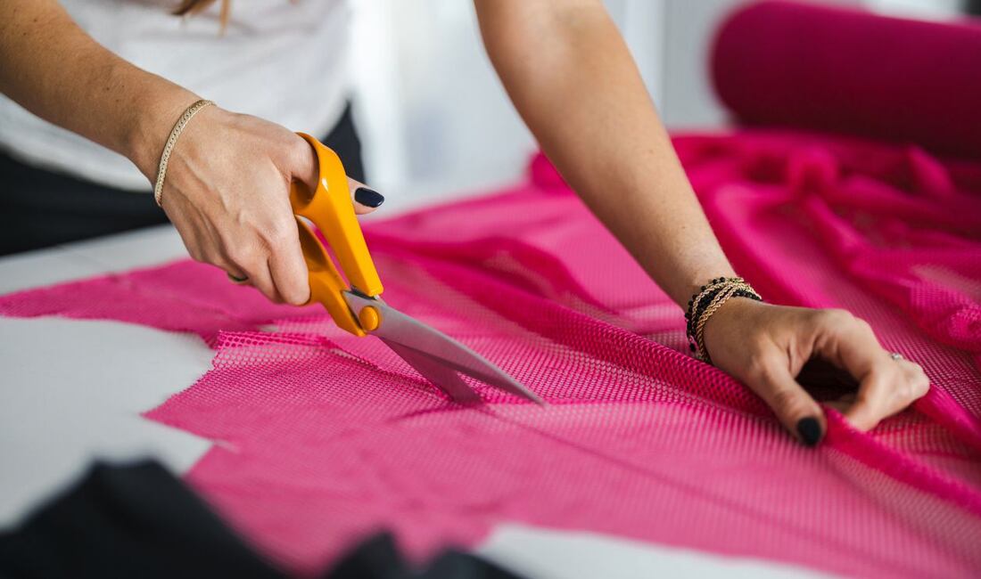 Kráľovstvo nožníc v Raji šitie