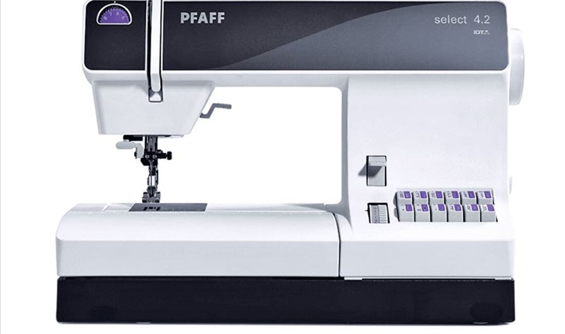 ŠIACIE STROJE PFAFF SELECT