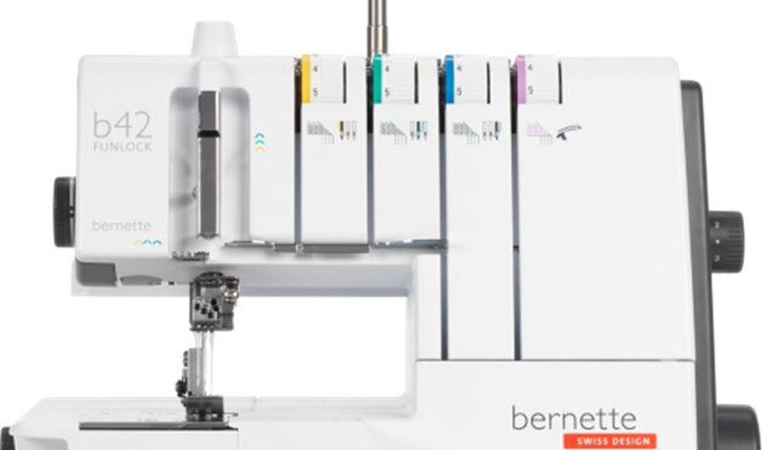 COVERLOCKY BERNINA