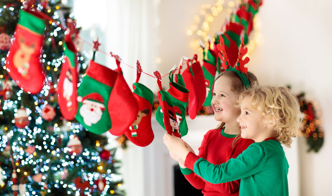 Ušite si: Adventný kalendár z vianočných ponožiek