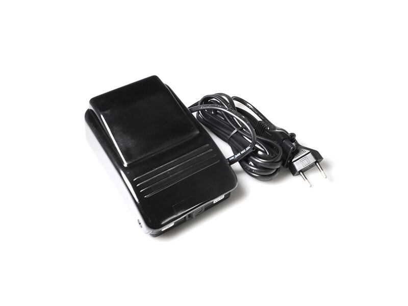 Pedál C-2040-1 pro šicí stroje Zetina 6323, Janome HD1800 Easy Jeans, MyStyle 2522 a Zetina 6323