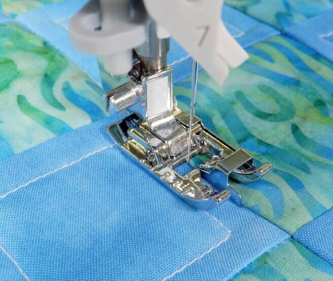 Kompaktná pätka na quiltovanie vo šve s vodítkom - Juki rad G, F, DX, NX