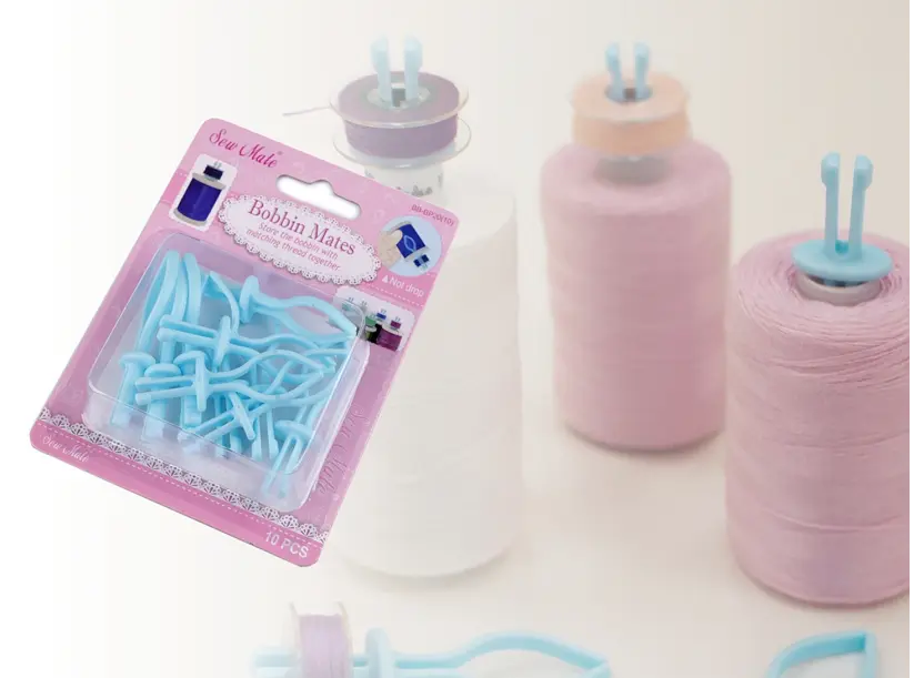 Plastový držiak cievok - sv. modrá - (10 ks)