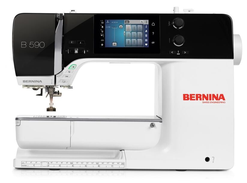 Šijací a vyšívací stroj Bernina 590