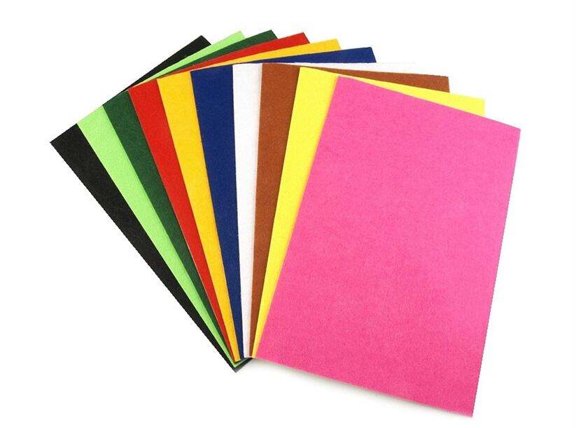 Dekoratívny filc samolepiaci (10 listov)