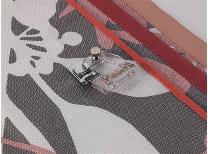 F071 Nastaviteľný zakladač na lemovanie 5-20 mm - Brother