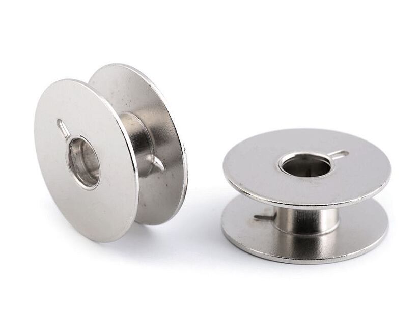 Cievka kovová - staré šijacie stroje Veritas a Veronica Champion