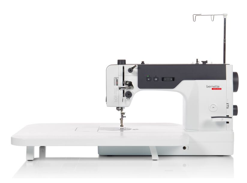 Šijací stroj Bernette b08