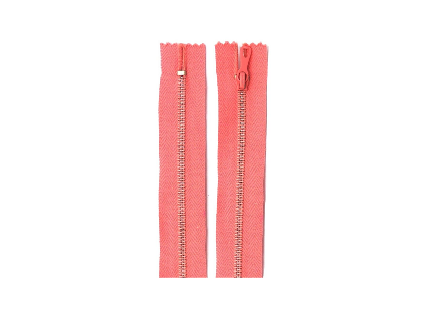 Zip kovový nedeliteľný 4mm dĺžka 16 cm