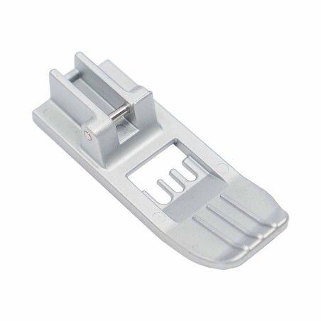 Teflónová kompozitná coverlocková pätka - coverlocky Baby Lock