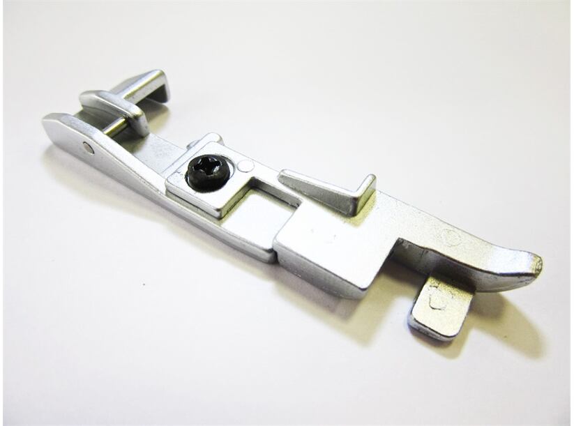 Pätka pre slepý steh - pre overlocky Lucznik 720 D, Singer 14 SH 754