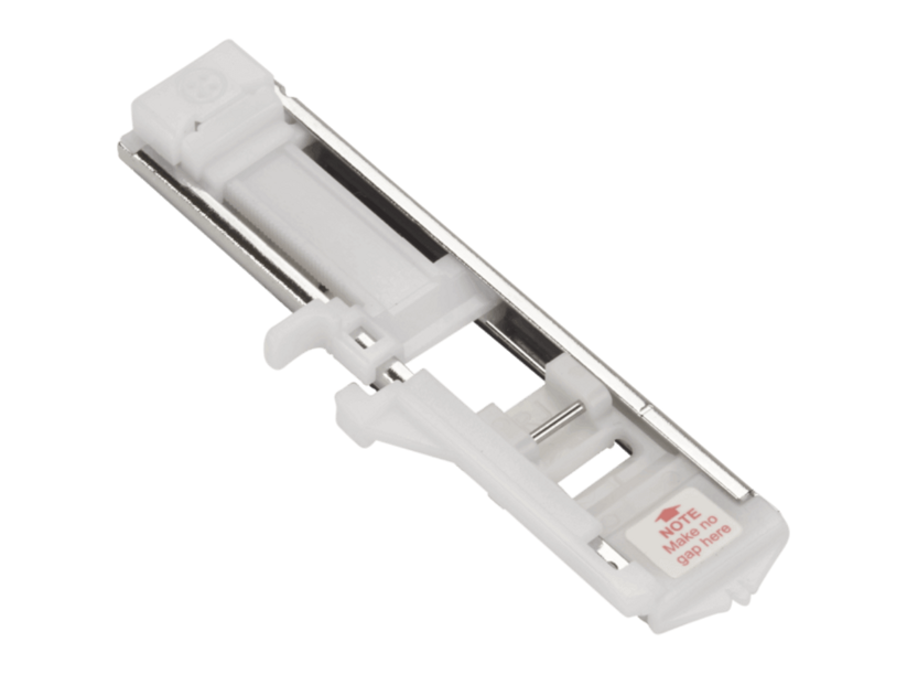 Pätka na šitie gombíkovej dierky jedným krokom - Bernette rad G2, G3