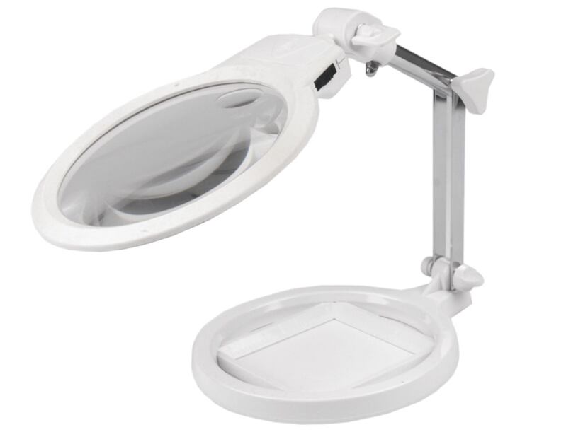 Lupa na stôl s LED svetlom