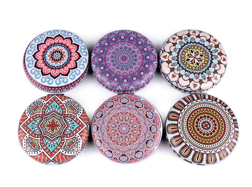 Kosmetické zrcátko s mandalou