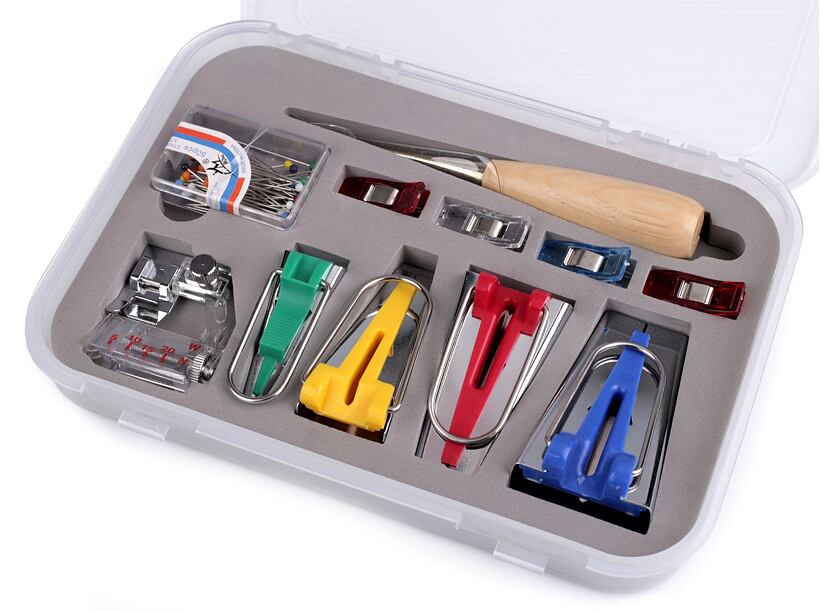 Set náradia na zakladanie šikmých prúžkov